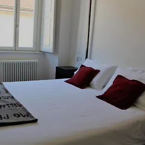 Palazzo Della Torre Elegant In Apartment Como